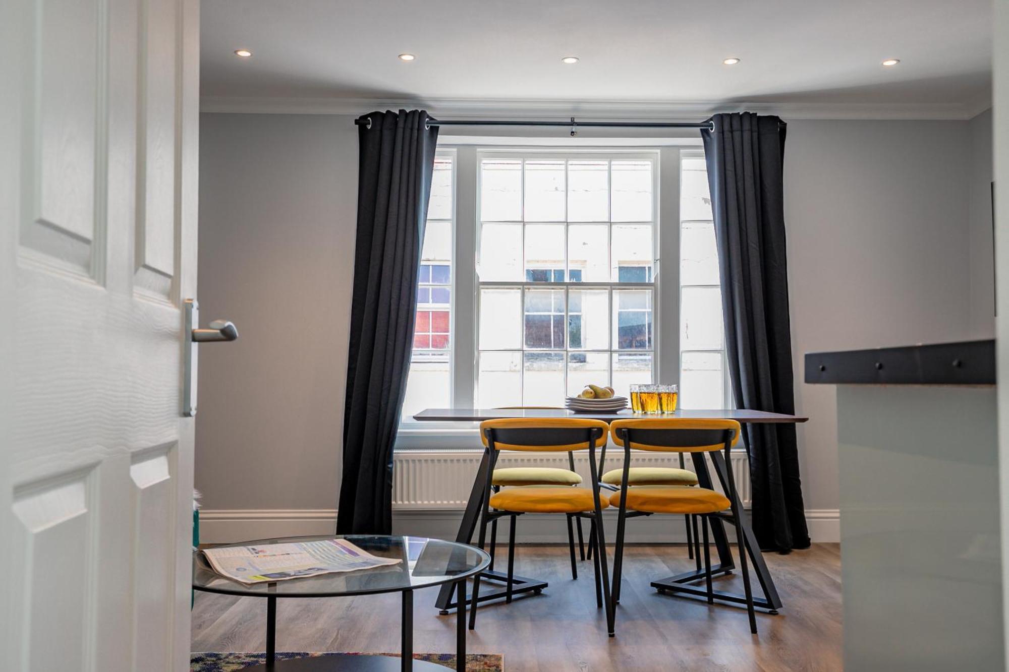Host & Stay - Bridge Street Apartments إيفيشام المظهر الخارجي الصورة