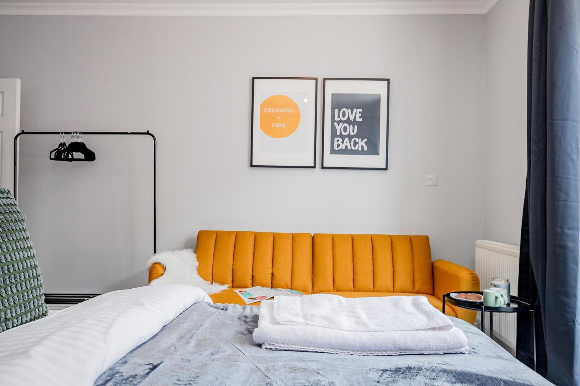 Host & Stay - Bridge Street Apartments إيفيشام المظهر الخارجي الصورة