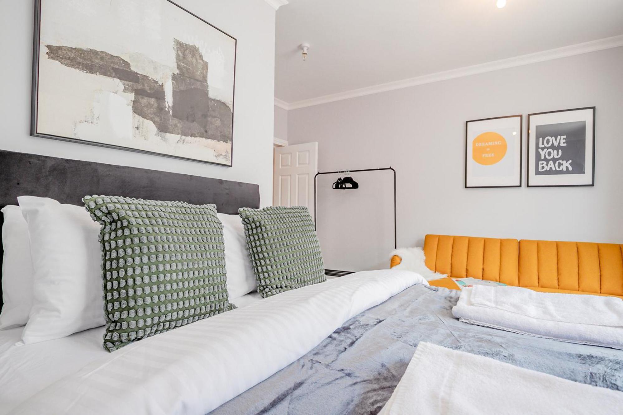 Host & Stay - Bridge Street Apartments إيفيشام المظهر الخارجي الصورة