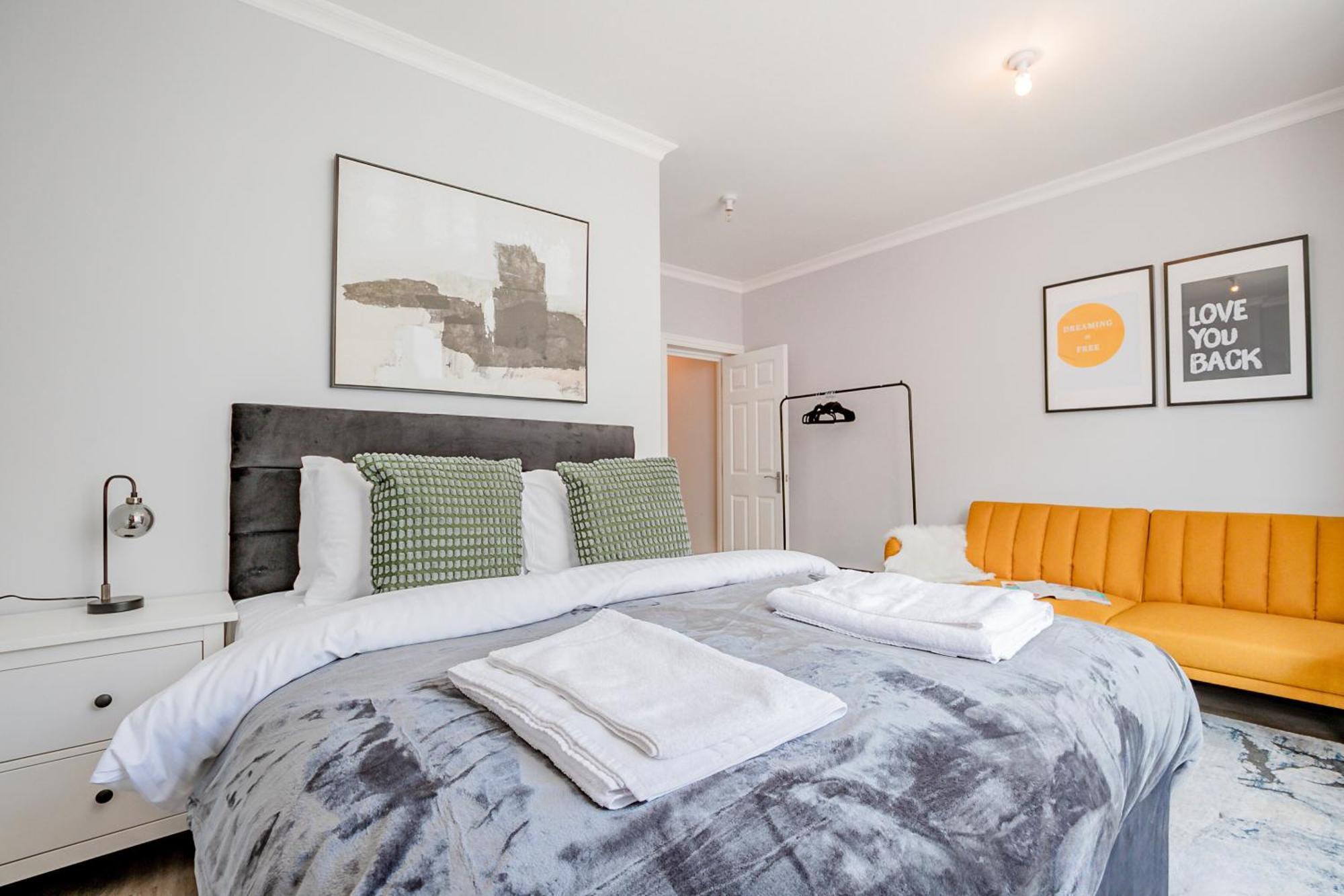 Host & Stay - Bridge Street Apartments إيفيشام المظهر الخارجي الصورة