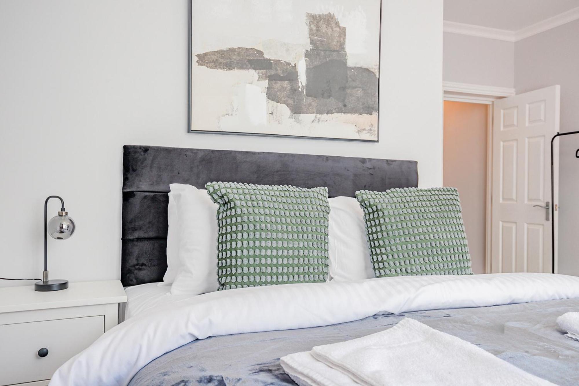 Host & Stay - Bridge Street Apartments إيفيشام المظهر الخارجي الصورة