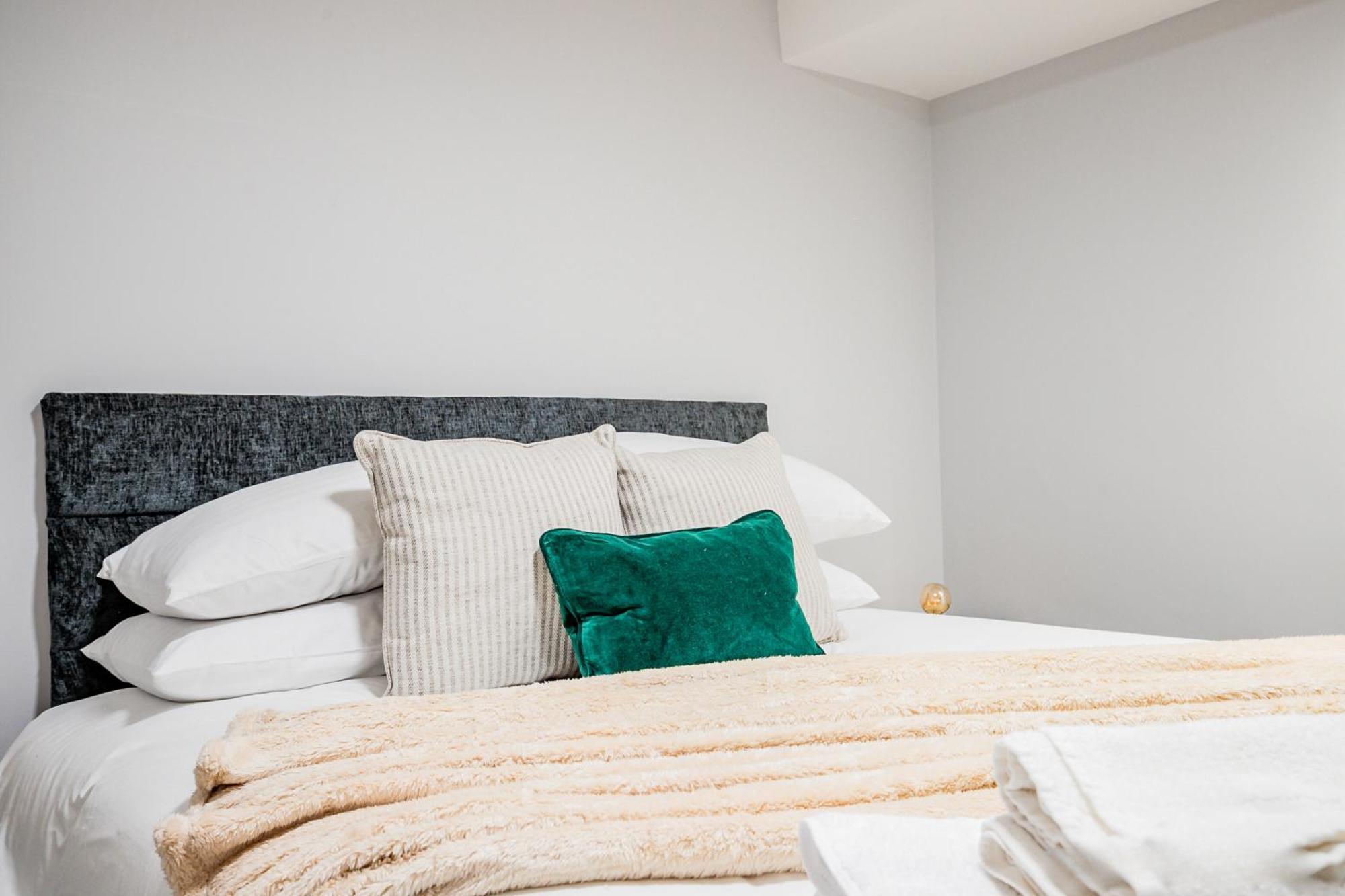 Host & Stay - Bridge Street Apartments إيفيشام المظهر الخارجي الصورة